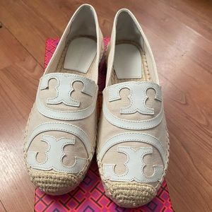 NIB/NWT Tory Burch Poppy Canvas Espadrille